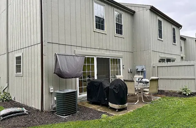 585 Brandywine Dr gallery image 11