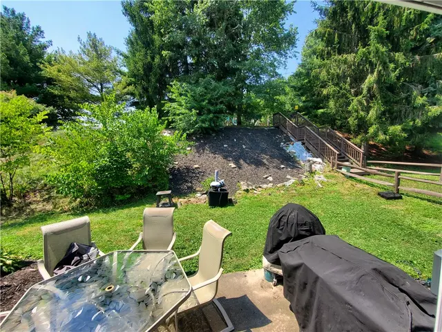 585 Brandywine Dr gallery image 13