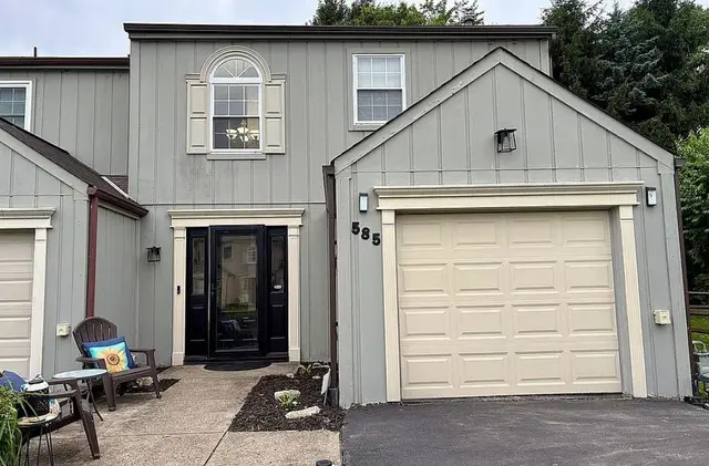 585 Brandywine Dr gallery image 18