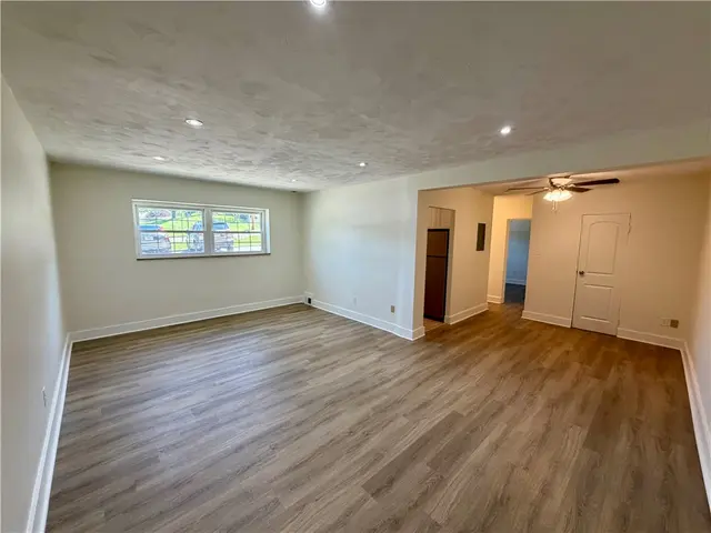 5900 Babcock Blvd 7 gallery image 31