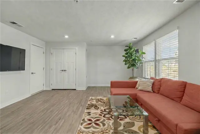 600 Amarth Lane gallery image 10