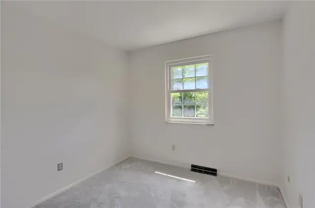 600 Joan Street gallery image 27