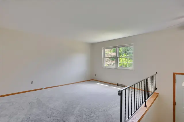 600 Joan Street gallery image 32