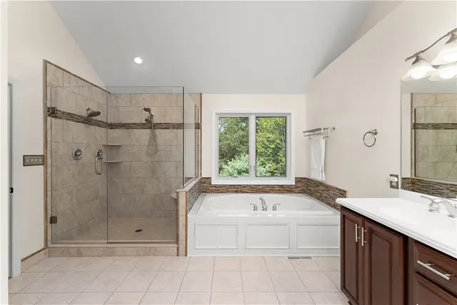600 Victoria Ln gallery image 23