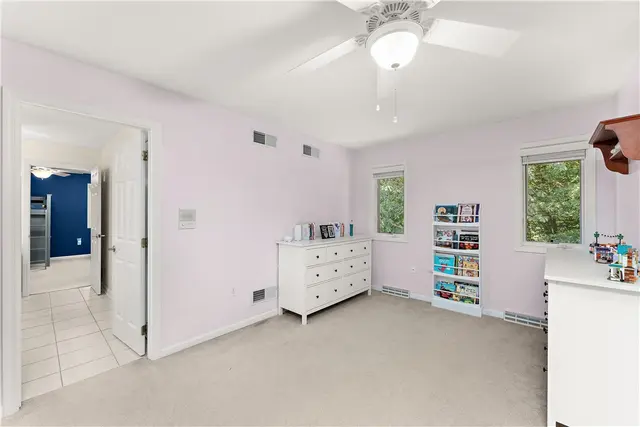 600 Victoria Ln gallery image 46