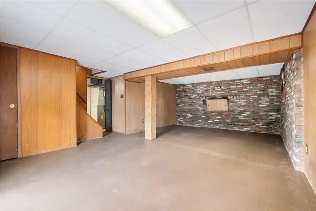 601 Dressel Rd gallery image 22