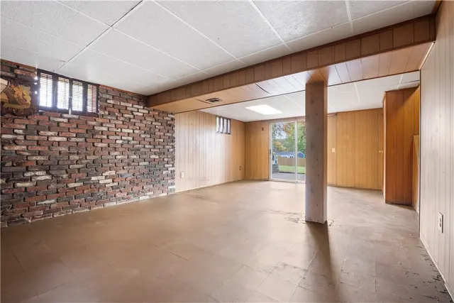601 Dressel Rd gallery image 29