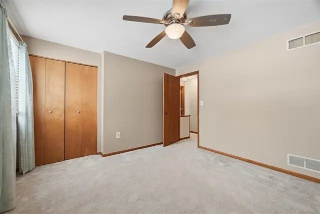 601 Overlook Ct gallery image 5