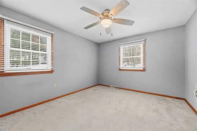 601 Overlook Ct gallery image 10
