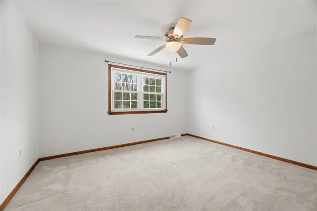 601 Overlook Ct gallery image 13