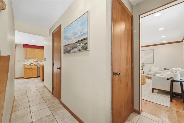 601 Overlook Ct gallery image 14