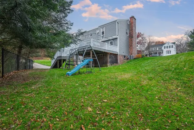 601 Overlook Ct gallery image 23