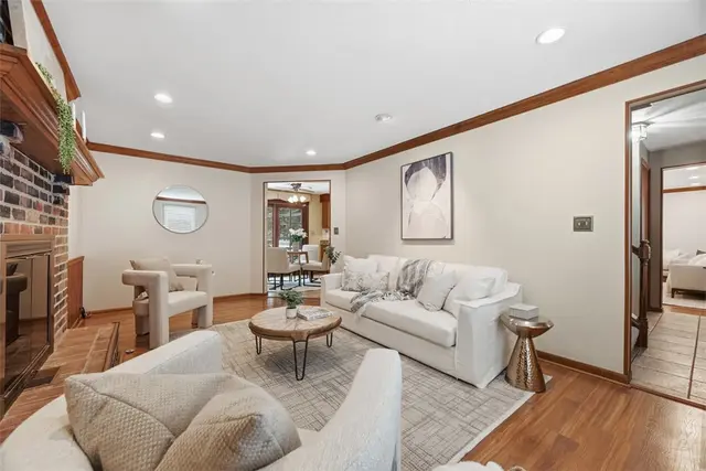 601 Overlook Ct gallery image 43