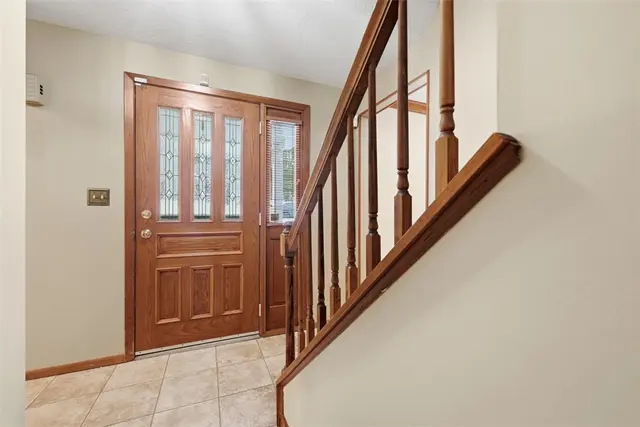 601 Overlook Ct gallery image 46