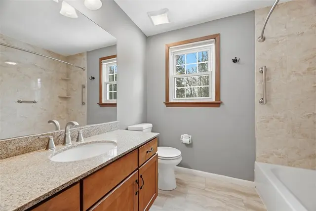 601 Overlook Ct gallery image 48