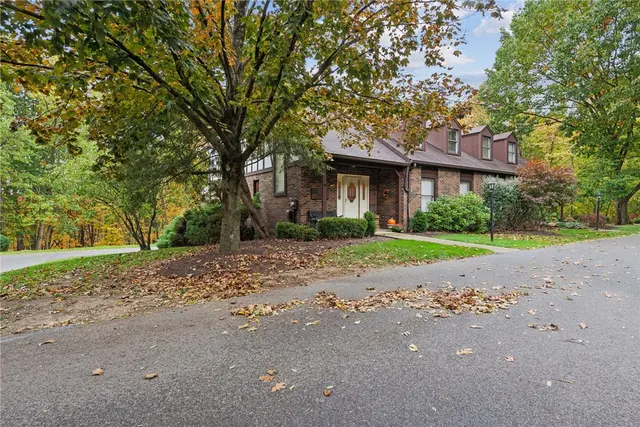 601 Timber Ln gallery image 39