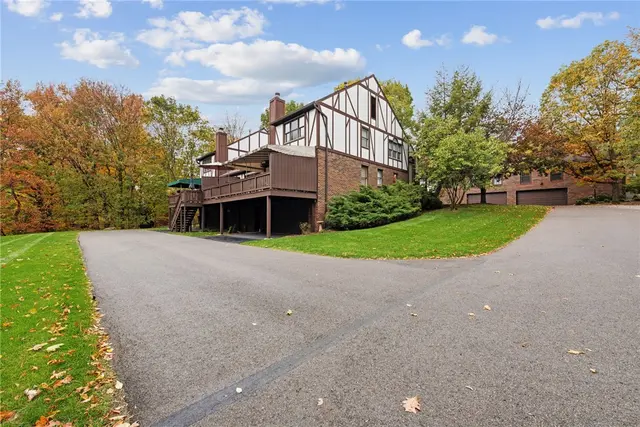 601 Timber Ln gallery image 40