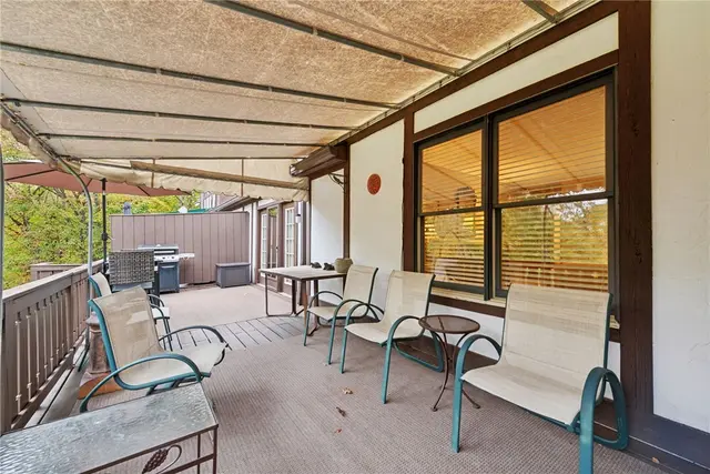 601 Timber Ln gallery image 2
