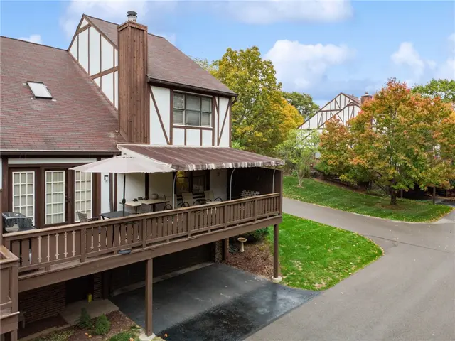 601 Timber Ln gallery image 22