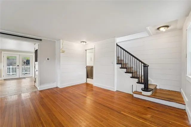 6012 Cunningham Road gallery image 3