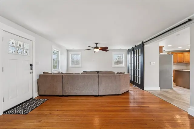 6012 Cunningham Road gallery image 5