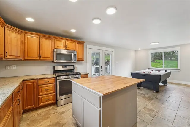 6012 Cunningham Road gallery image 8