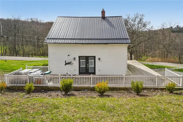 6012 Cunningham Road gallery image 20