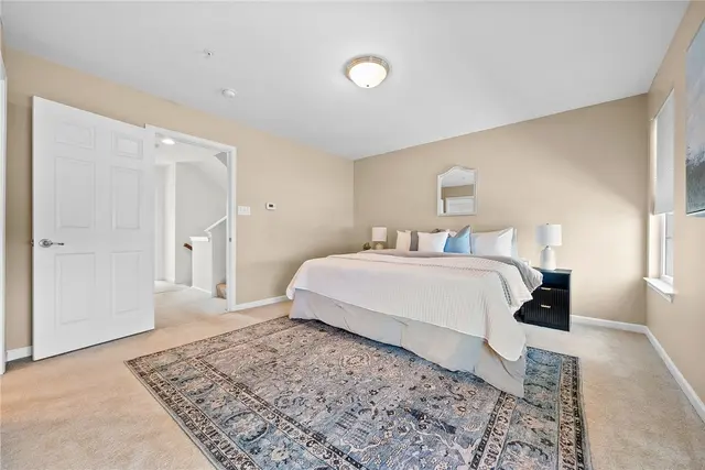 602 Fairgate Dr gallery image 9
