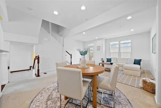 602 Fairgate Dr gallery image 20