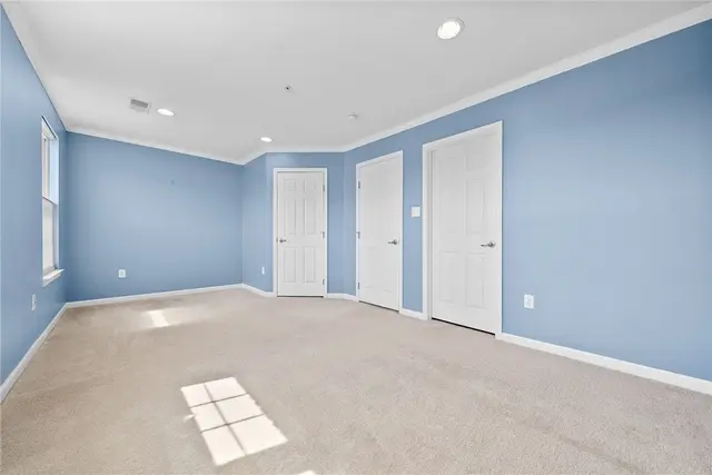 602 Fairgate Dr gallery image 33