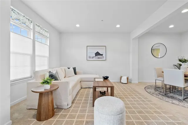 602 Fairgate Dr gallery image 36