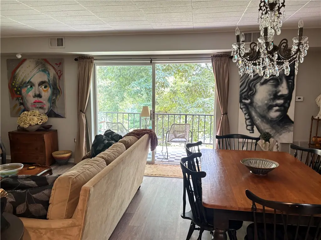 603 Calais Dr 2108