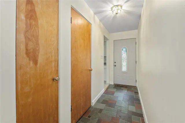 603 Greenspring Dr gallery image 3