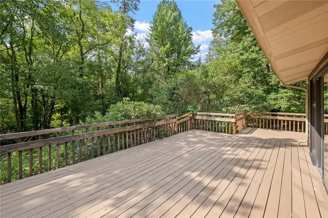 603 Greenspring Dr gallery image 22
