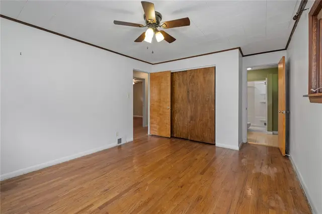 603 Greenspring Dr gallery image 28