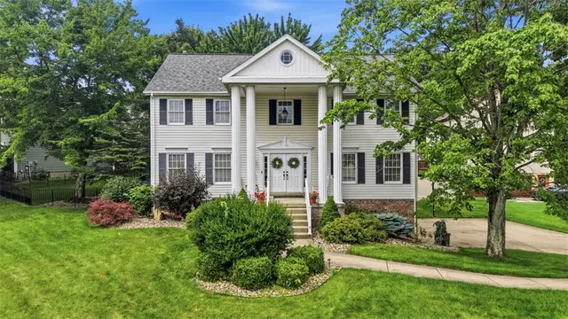604 Jennifer Dr gallery image 2