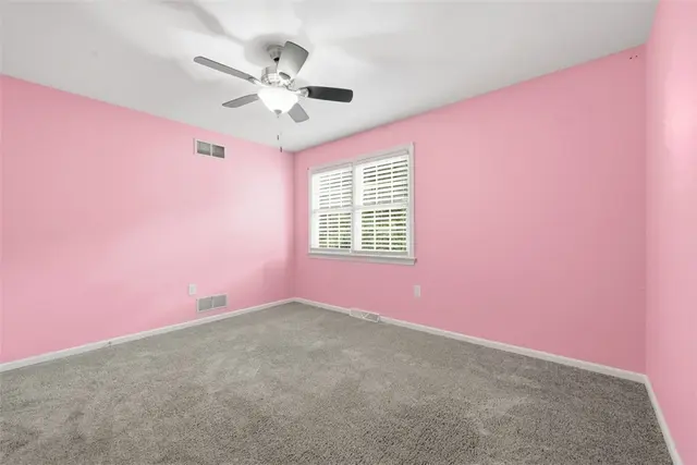 604 Jennifer Dr gallery image 26