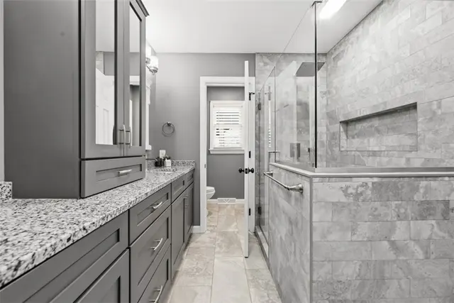 604 Jennifer Dr gallery image 39