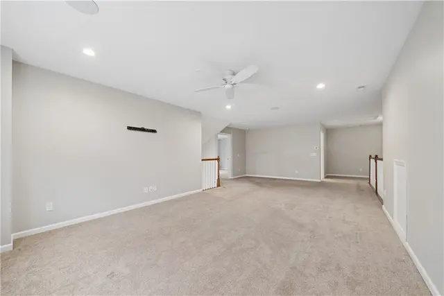 6043 Liberty Blvd. gallery image 33