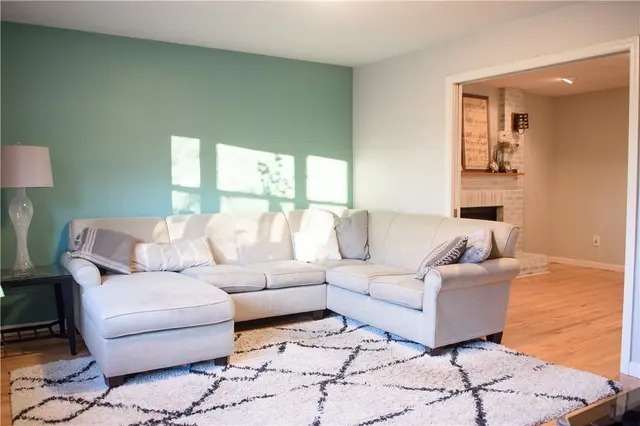 605 Tara Dr gallery image 16
