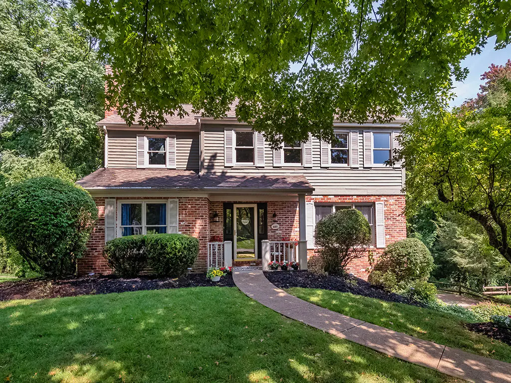 605 Wiltshire COURT