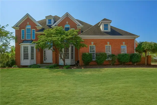 606 Adare Court