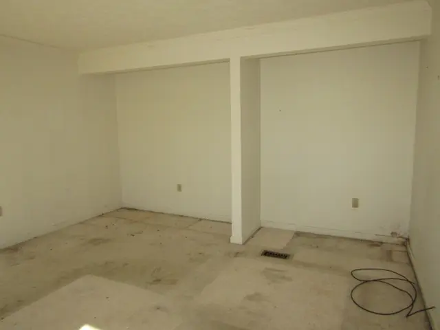 607 Cassandra Dr gallery image 4