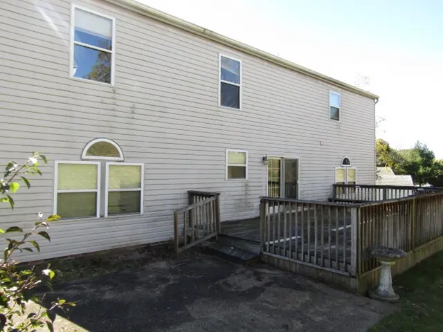 607 Cassandra Dr gallery image 13