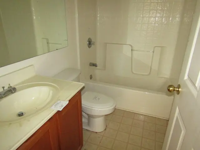 607 Cassandra Dr gallery image 49