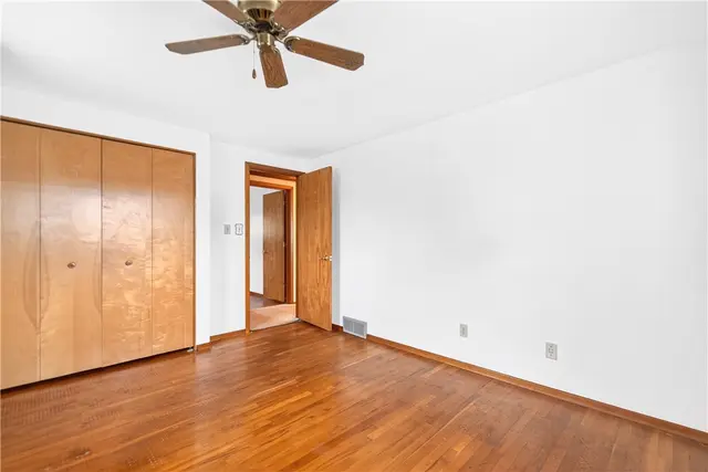 608 CARARRA DRIVE gallery image 18