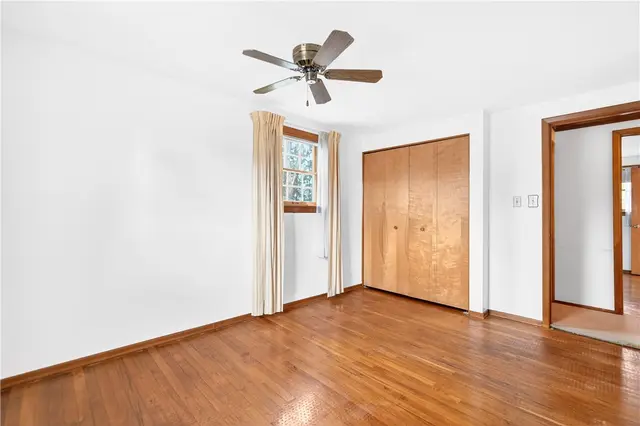 608 CARARRA DRIVE gallery image 19