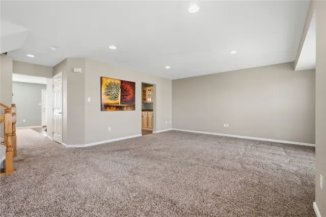 608 Garden Way gallery image 38