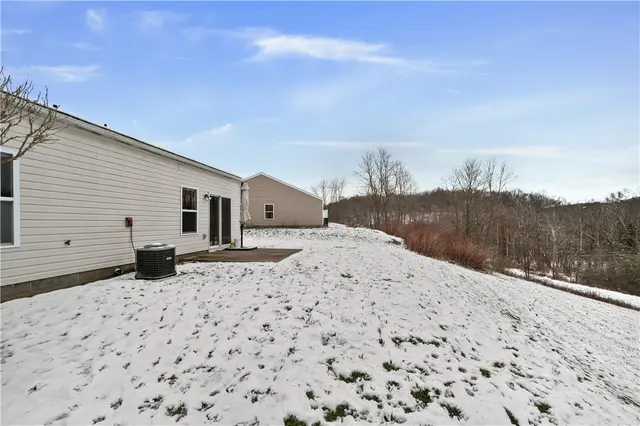 608 Whispering Pines Dr gallery image 13