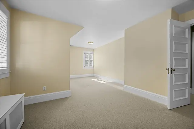 609 Academy Ave gallery image 43